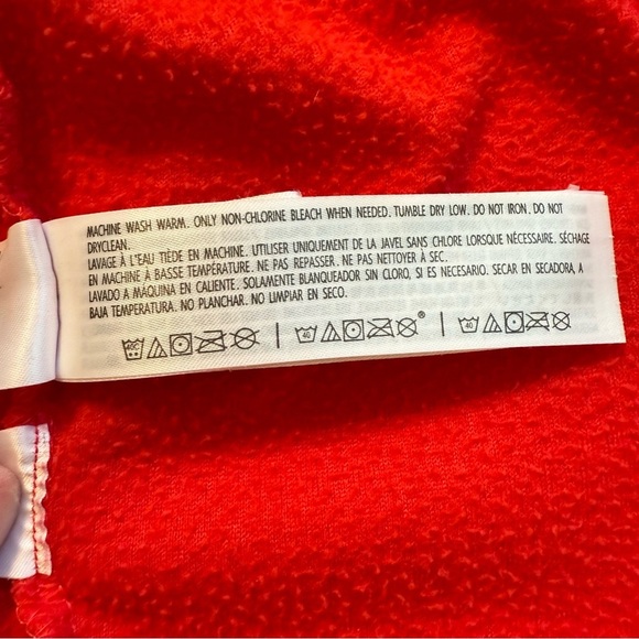 Disney Red footie pjs Pooh Eeyore piglet tigger snowman size 9-12 Christmas - Picture 7 of 7